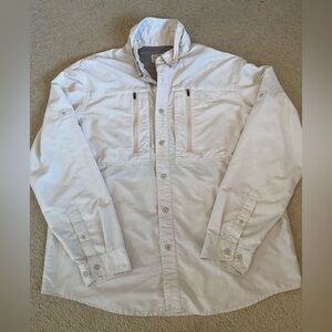 L.L. Bean Mens tan Long Sleeve fishing outdoor shirt with pockets size Large